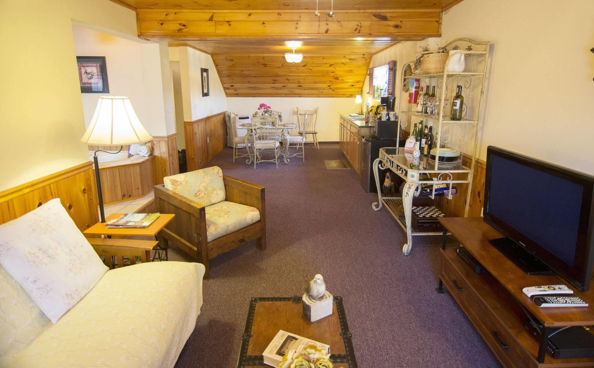 Savannah House Wine Country Inn & Cottages Himrod Exteriér fotografie